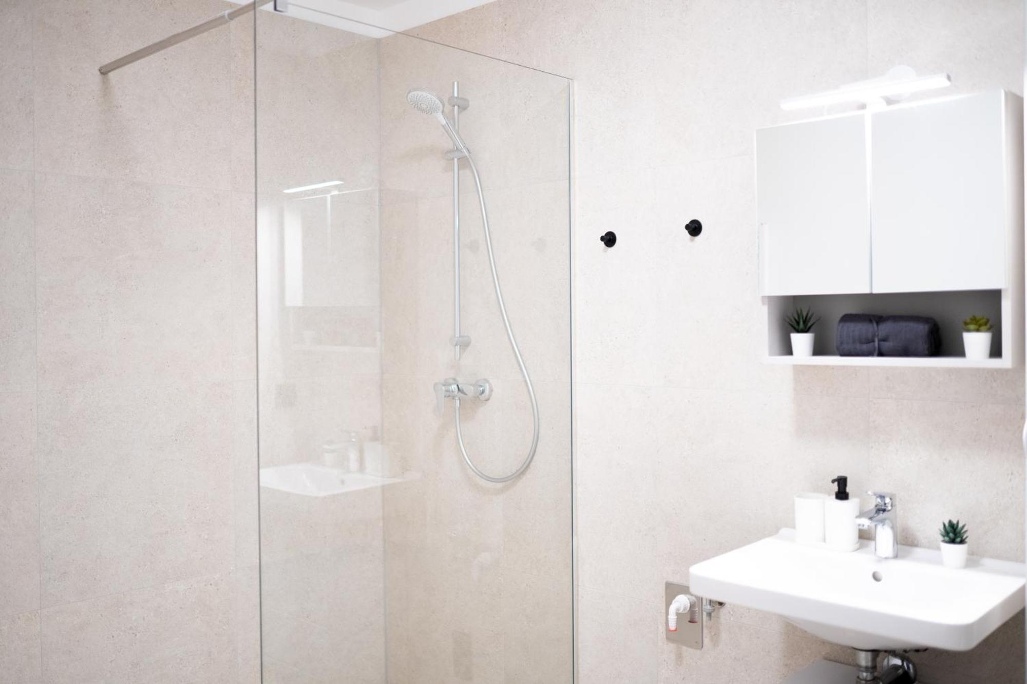 Apartment Premium Design With Balcony & Free Parking Vienna